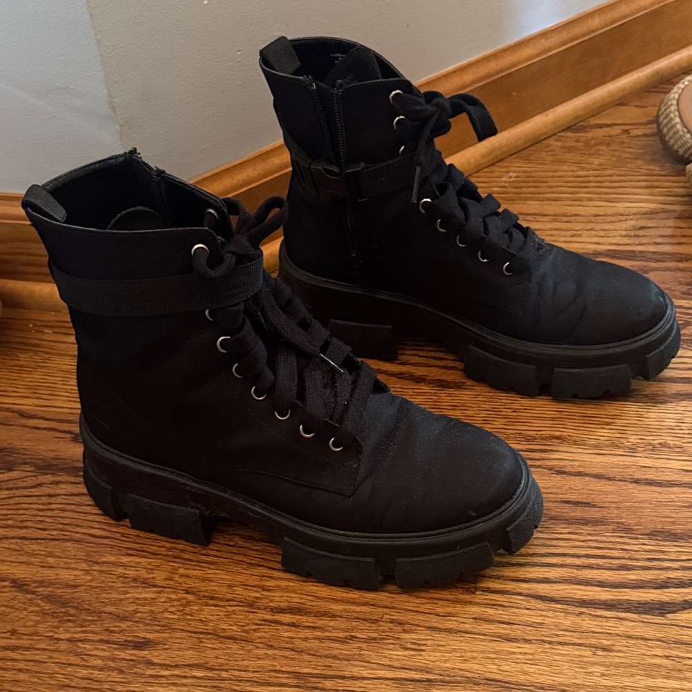 Steve Madden Black Lace-Up Combat Boots